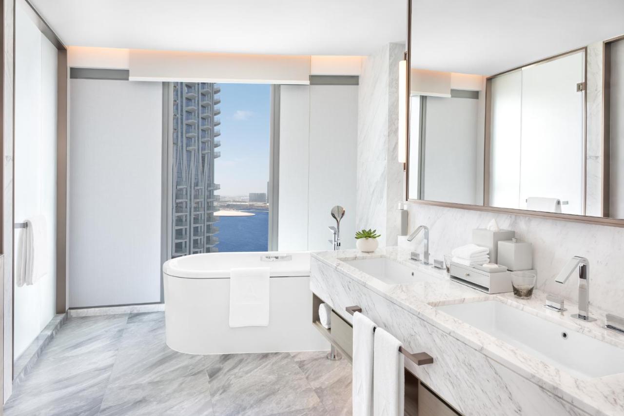 Hotel Address Creek Harbour Dubái Exterior foto Bathroom